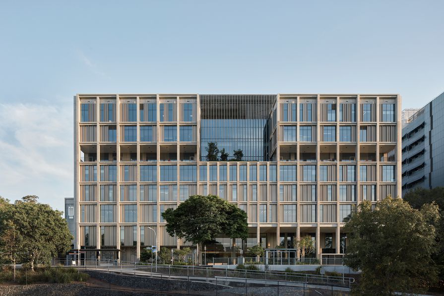 Hassell Completes First Stage of Major Health Precinct in Brisbane